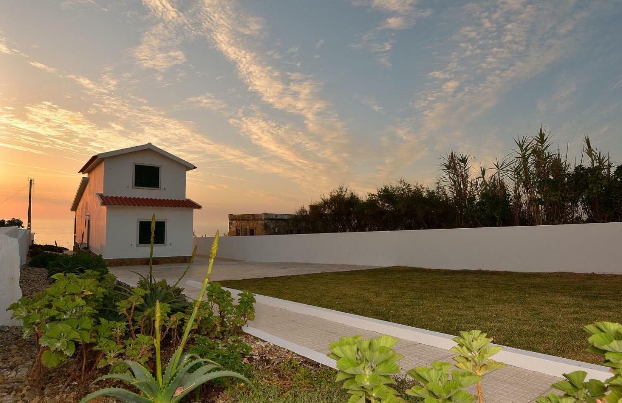 Villa Over The Ocean In Magoito-Sintra Exterior photo